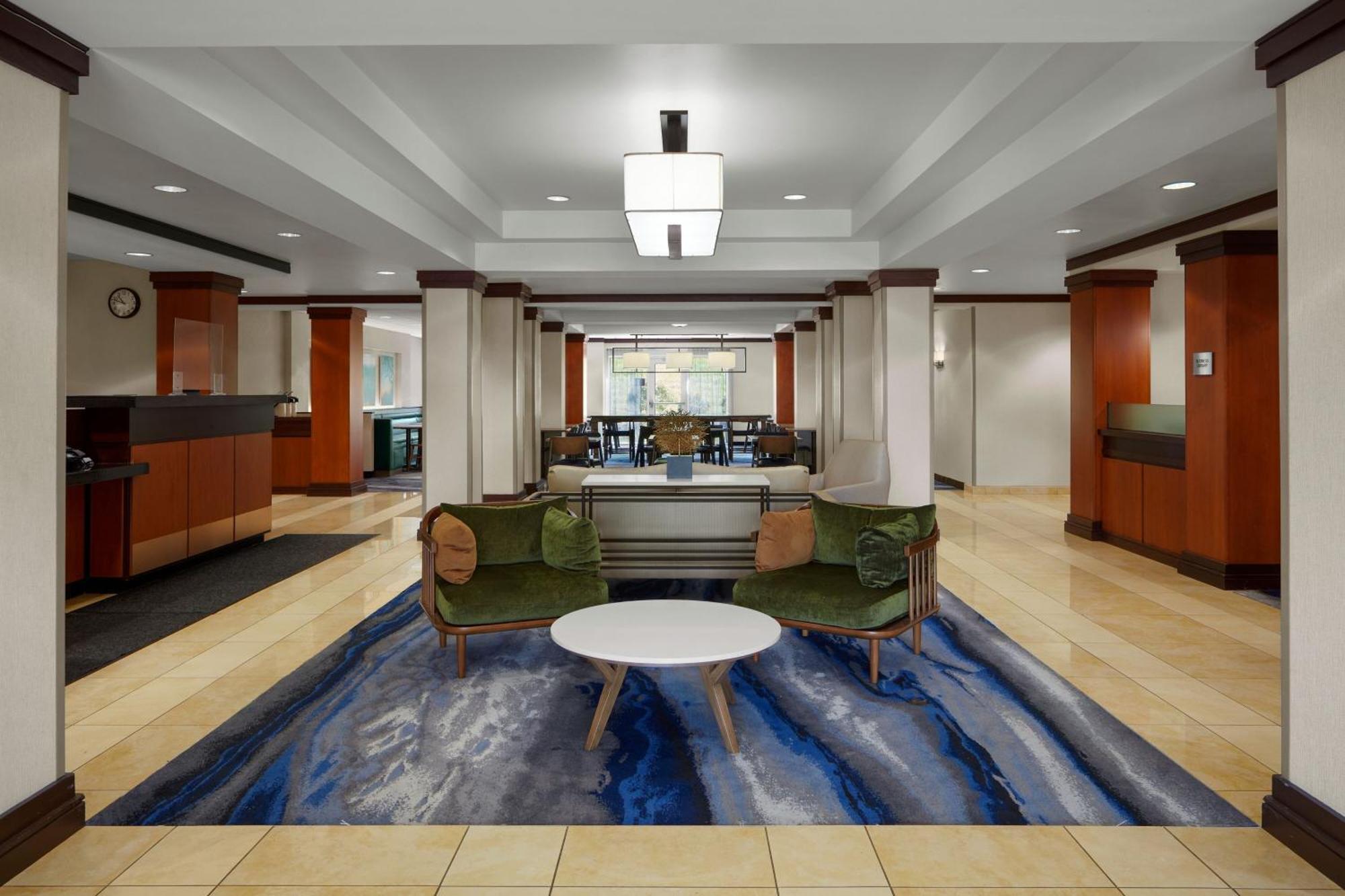 Fairfield Inn & Suites בדפורד מראה חיצוני תמונה